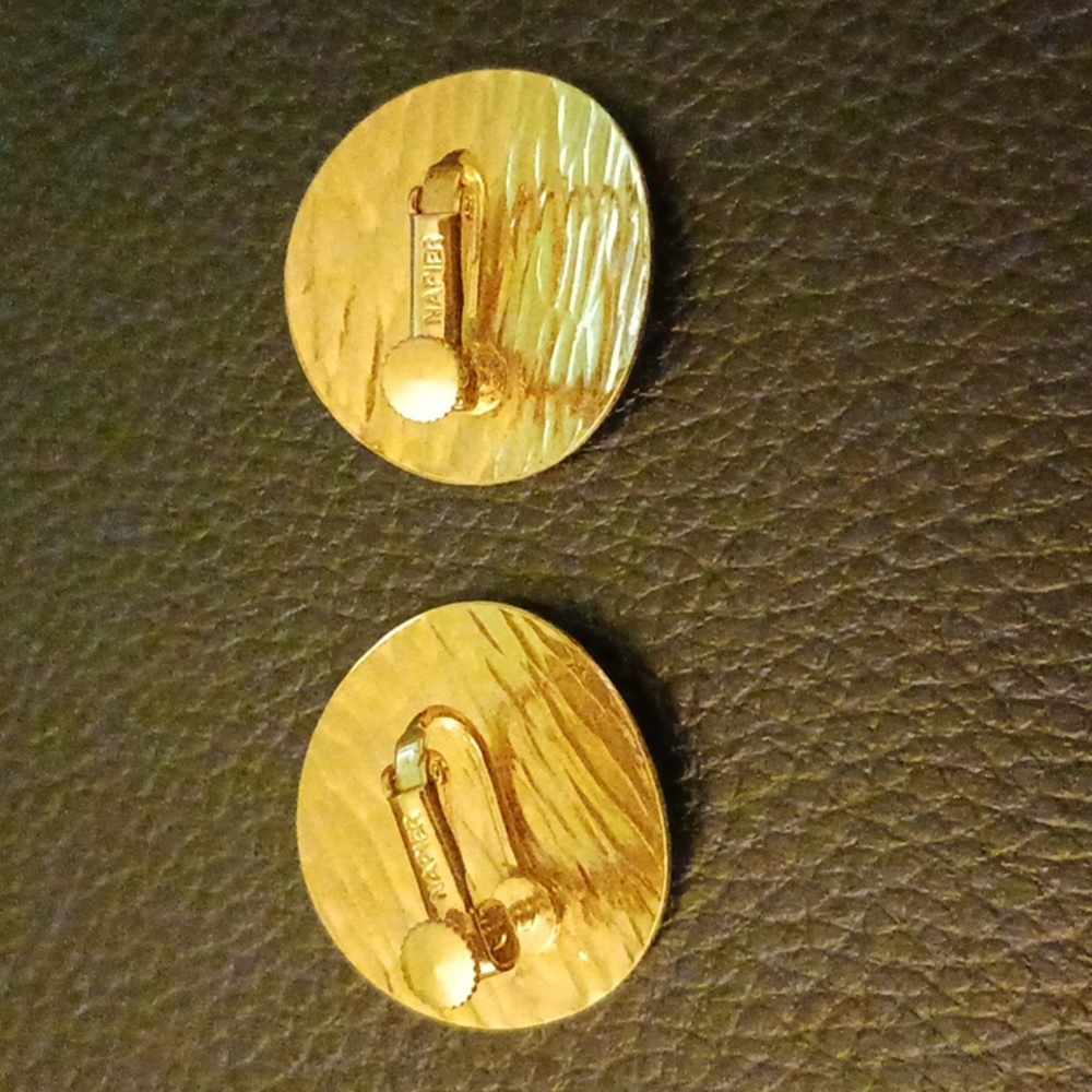 VINTAGE NAPIER EARINGS - Picture 2 of 3